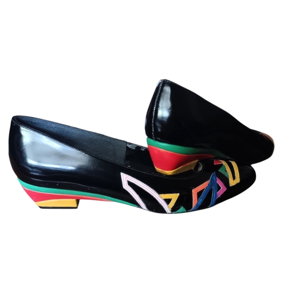 Vintage 80s Selby Black Patent Leather W Colorful Geometric Design 8 Narrow - Picture 3 of 10